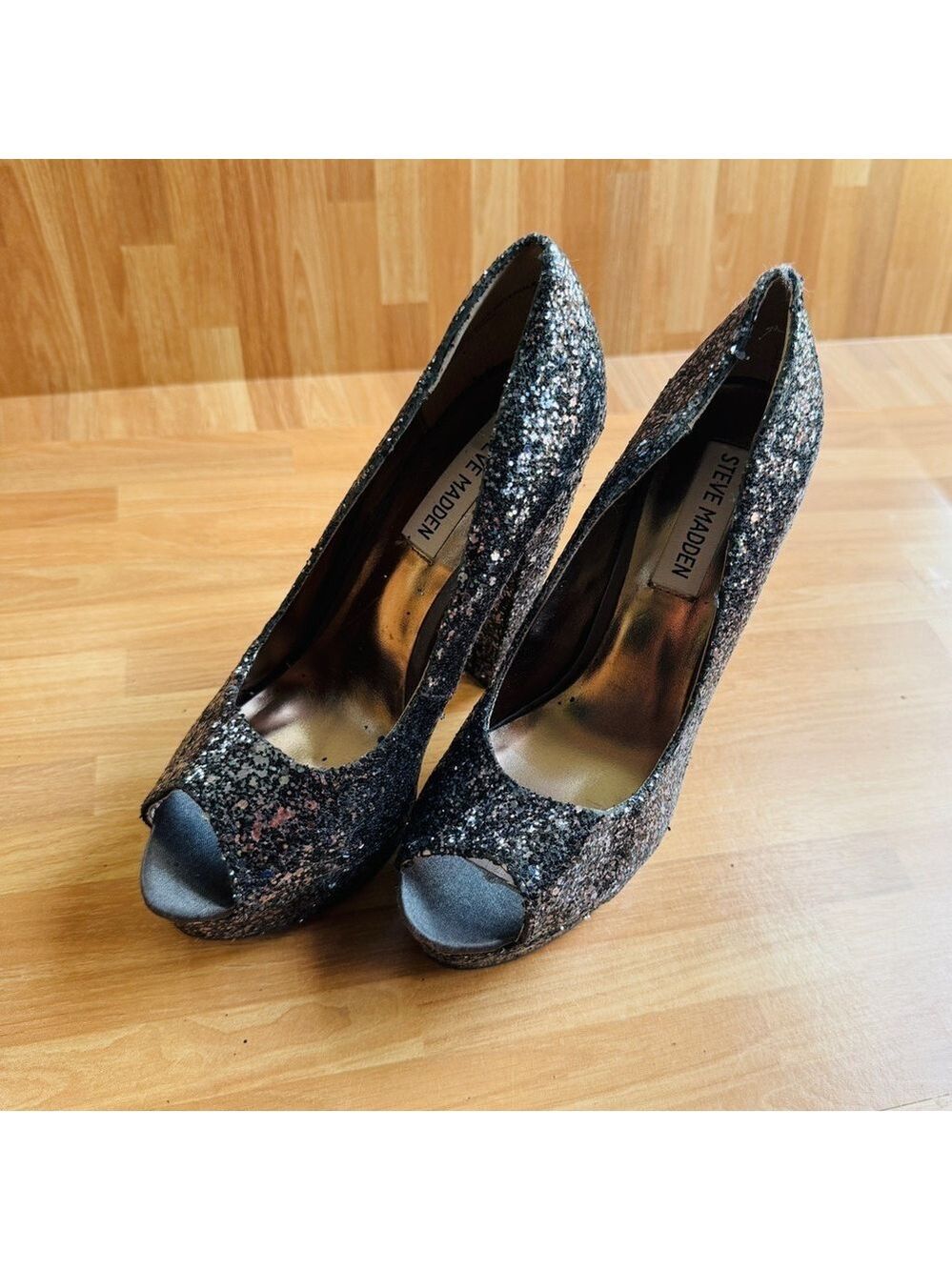 Steve Madden glitter 5 inch peep toe block heel pumps size 5.5